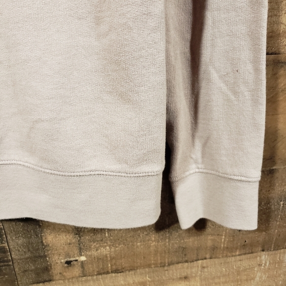 Volcom graphic hooded long sleeved sweatshirt woman's size small - Picture 7 of 8